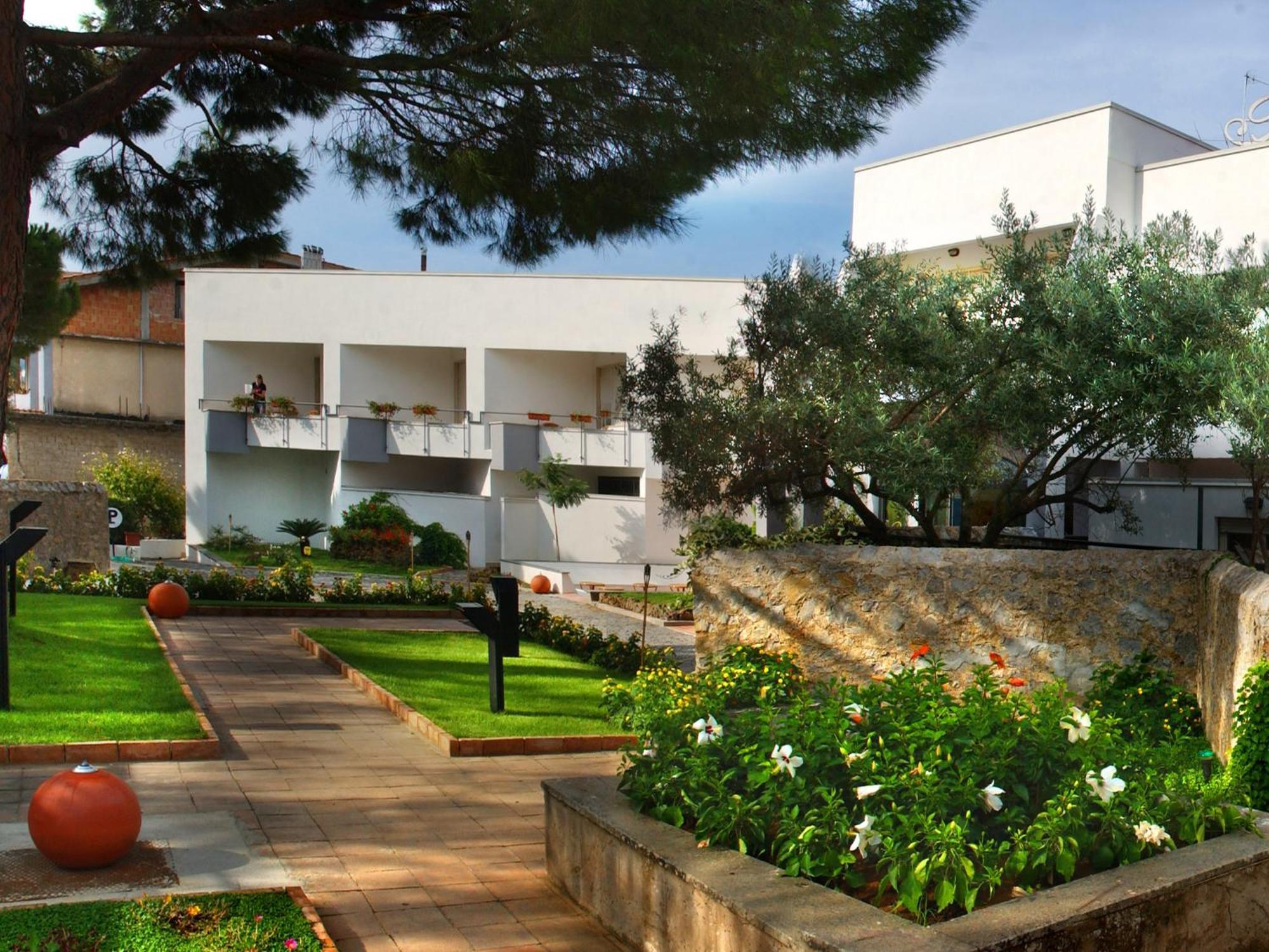 Hotel Baia ปาลีนูโร ภายนอก รูปภาพ