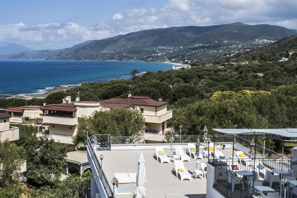 Hotel Baia ปาลีนูโร ภายนอก รูปภาพ
