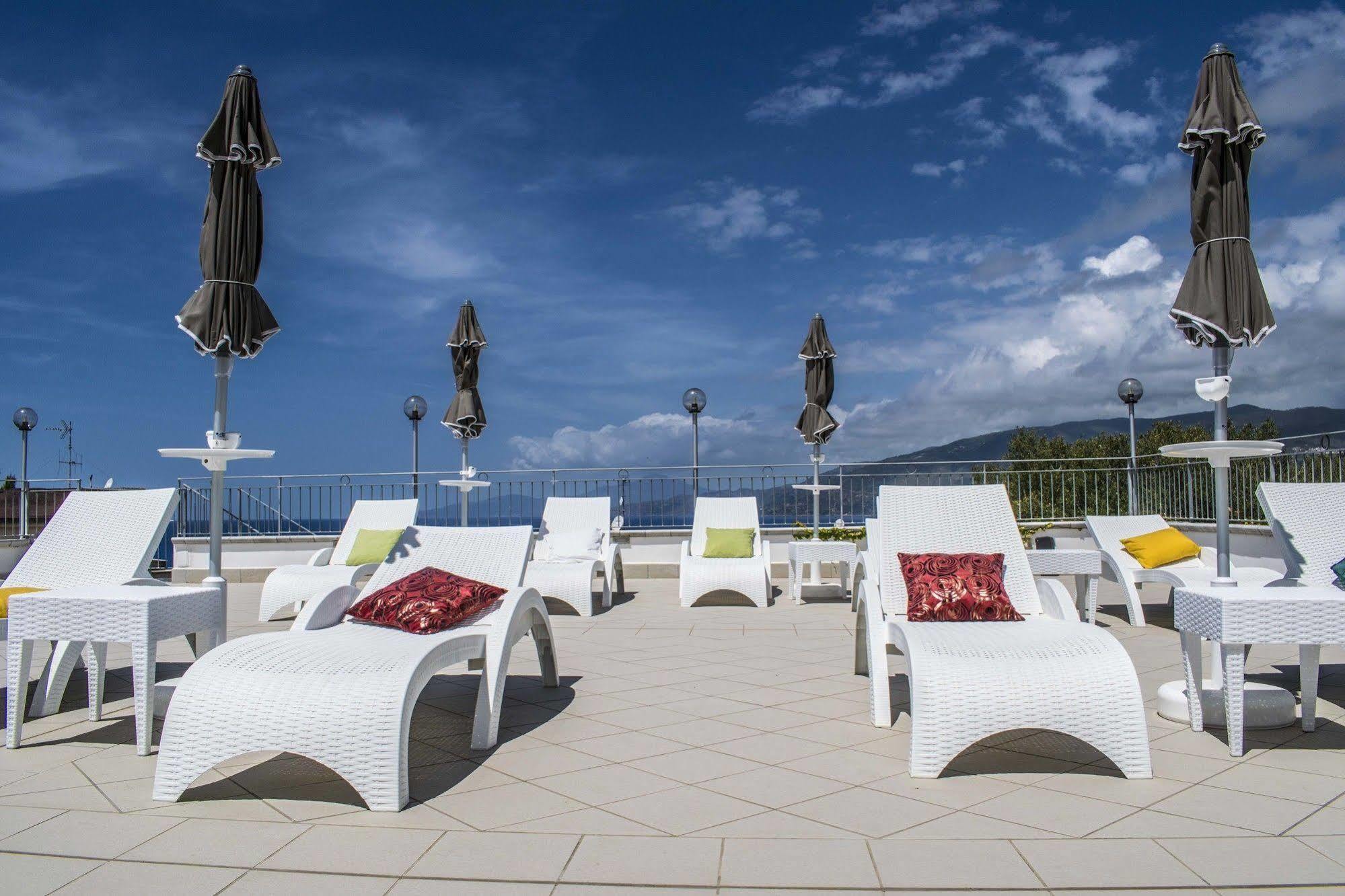 Hotel Baia ปาลีนูโร ภายนอก รูปภาพ