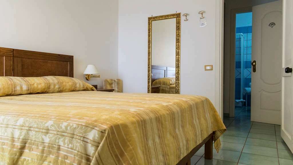 Hotel Baia ปาลีนูโร ห้อง รูปภาพ